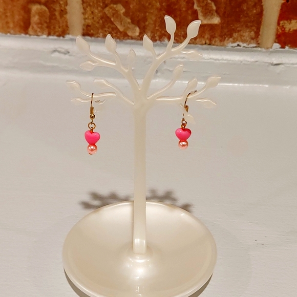 Children's Fashion Heart Necklace,  Earrings,  and Bracelet Set - Picture 2 of 12